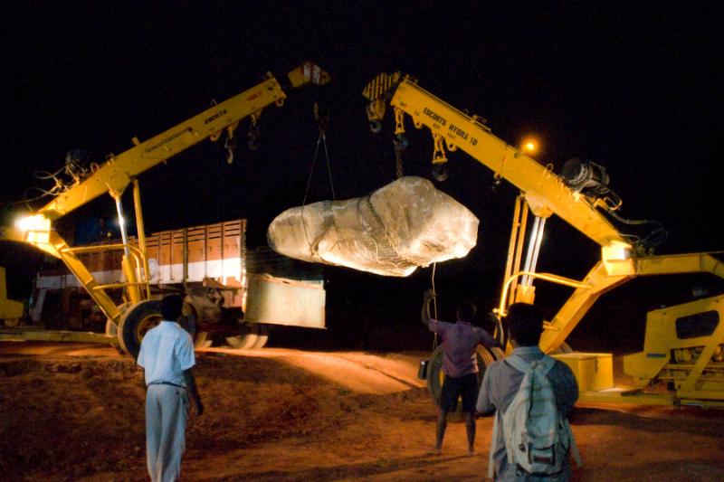 Photographer: | Arrival of Existence Stone on full moon night