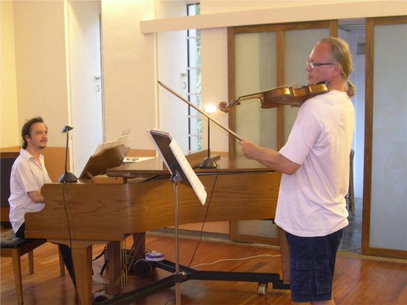 Photographer: | Pushkar on piano and Ladislav on violin