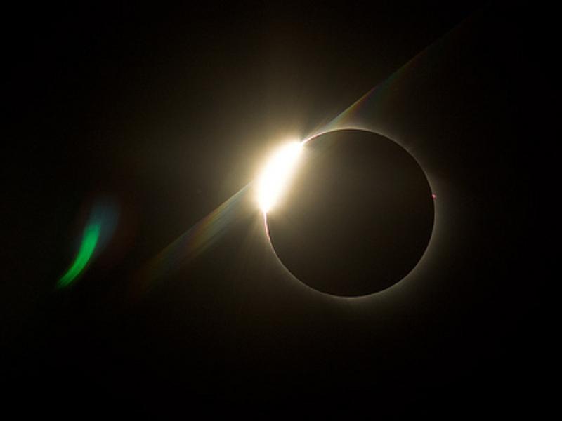 Photographer: | Solar Eclipse for January 15