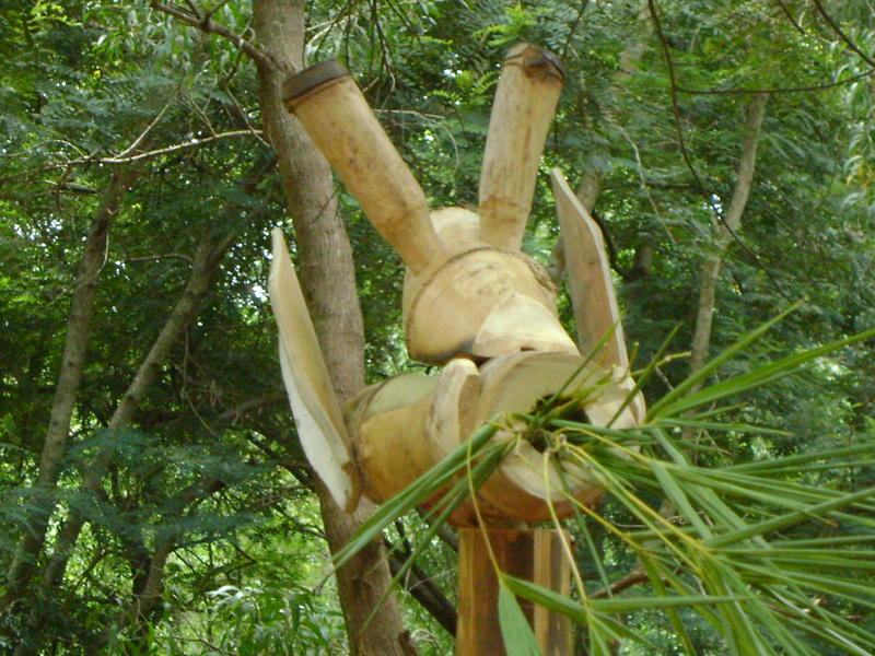 Photographer:Andrea&Miriam | Bamboo sculpture - giraffe 