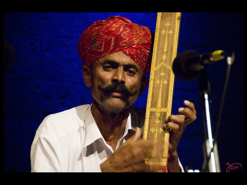 Photographer:© Yann Pitchal | Traditional singing 