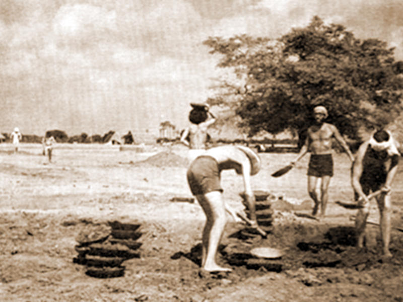 Photographer:Auroville Archives | Digging foundation for Matrimandir 