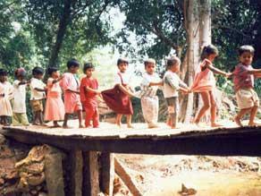 Photographer:Aruoville Archive | Children of Mohanam Cultural Center 