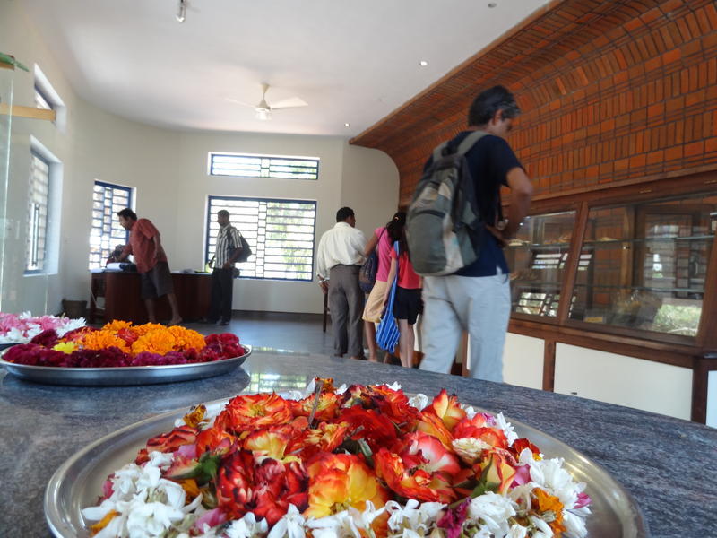 Photographer:Jorren | Spacious new shop at Auroville Bakery 