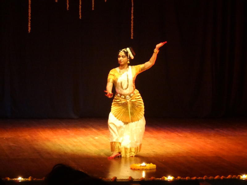 Photographer:Jorren | Gopika Varma dancing