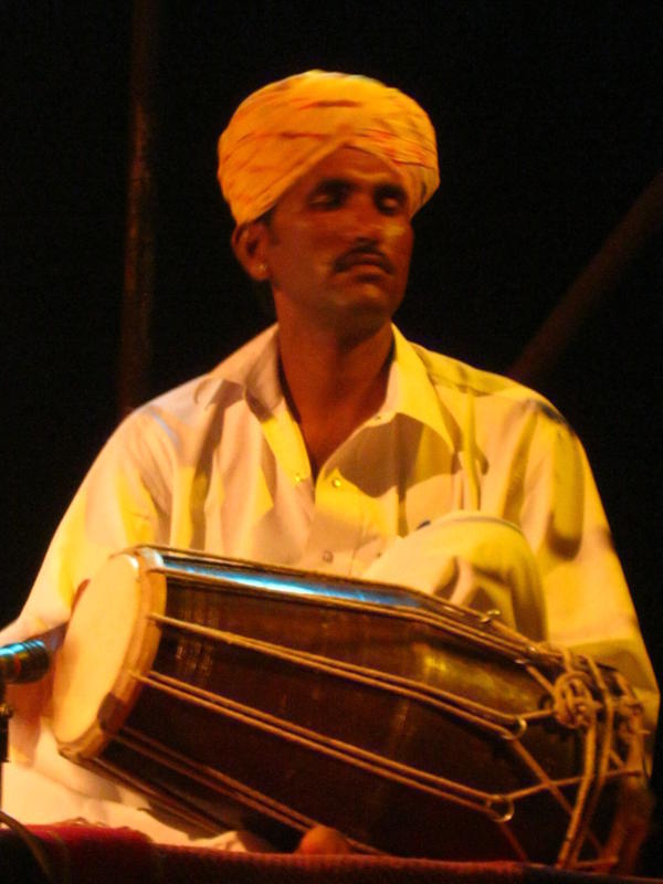 Photographer:Maria | The drumer of the Mahesha Ram group