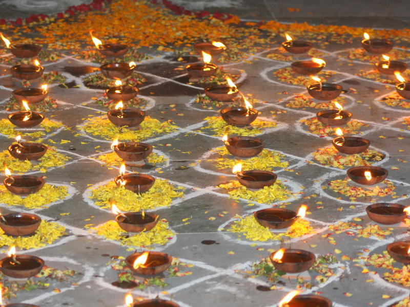 Photographer:Dimitri | 89-candeled Kolam for Krishna