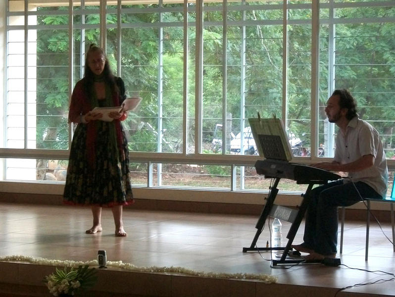Photographer:Kristen | Clara sings antique Italian songs accompanied by Pushkar.