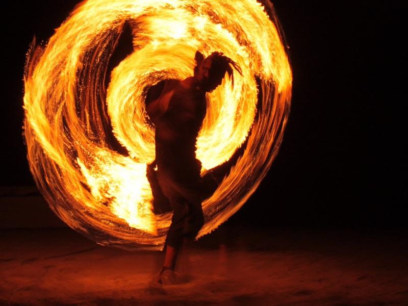 Photographer:web | Fire Juggling - Visitor Centre 23rd, 24th at 8pm 