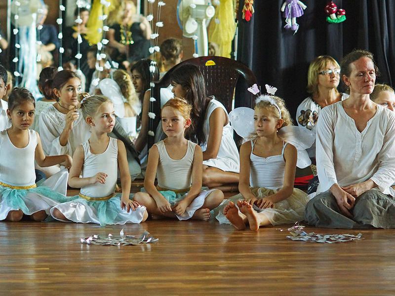 Photographer:Giorgio | Dance teacher Grace and her pupils.