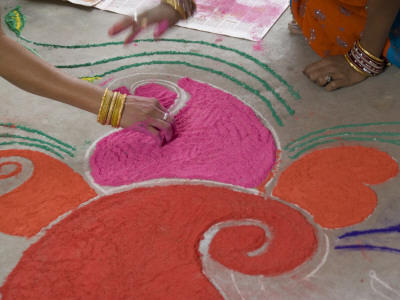 Photographer:web | Kolam  drawing