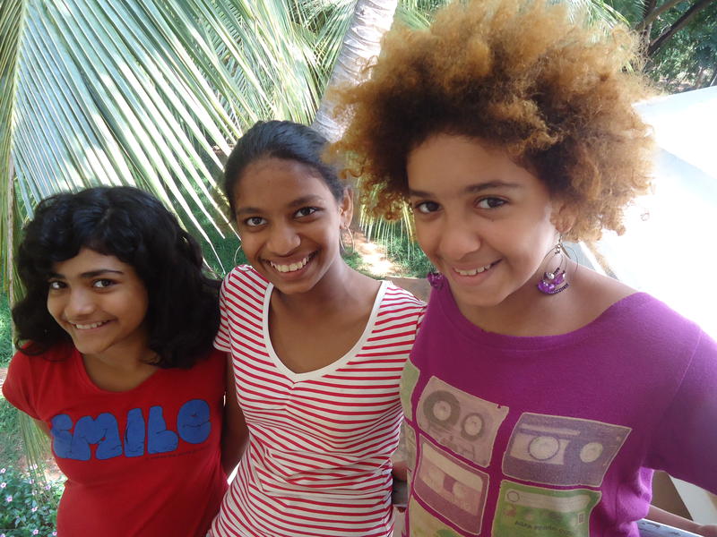Photographer:Sandrine | Ahilya, Meera and Hannah, Deepanam school