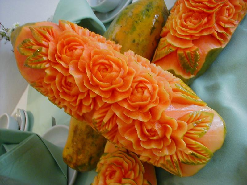 Photographer:web | papaya roses 