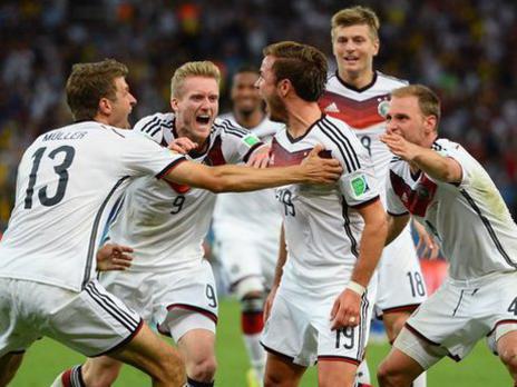 Photographer:Amelia | World Cup 2014 - winning Germany team