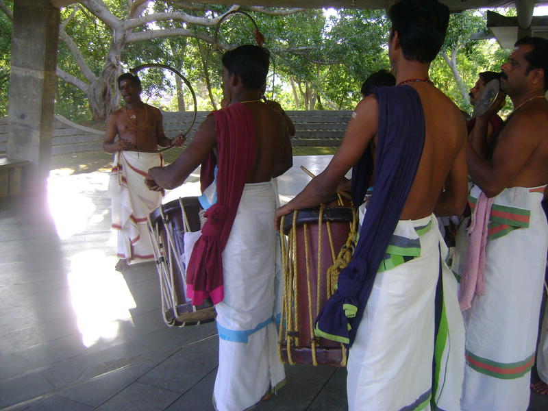Photographer:Noor | Chenda Melam Drums by Kalanilayam UnniKrishnan at SAWCHU.