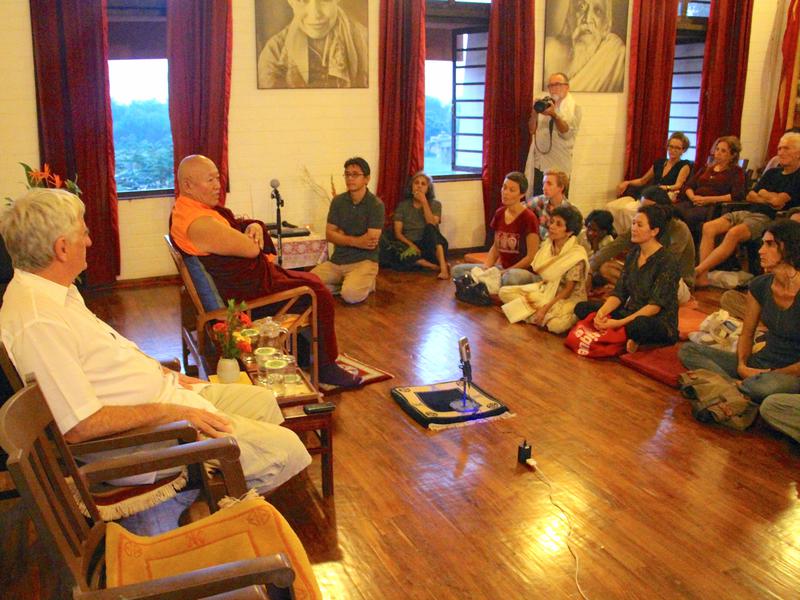 Photographer:Roland | Drikung Kyabgon Chetsang meets with residents of Auroville