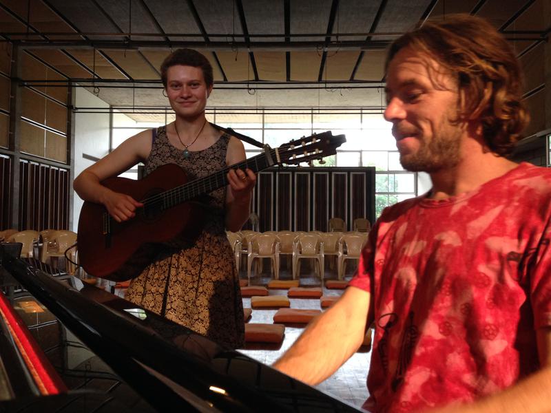 Photographer:Andrea | Angeline and Thomas rehearsing before the concert