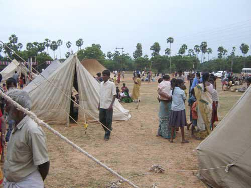 Photographer:www.auroville.org (old) | Tsunami Relief Camp