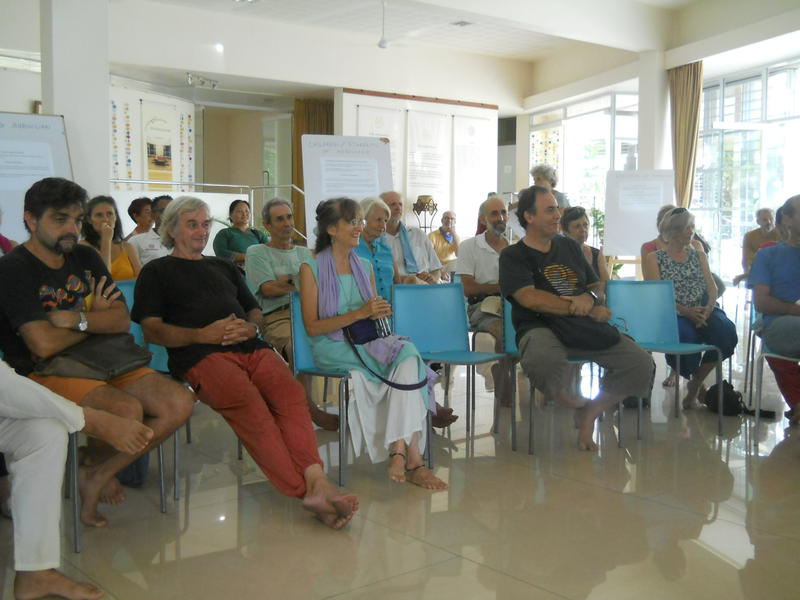 Photographer:Roland | Auroville's residents the General Meeting called by the Auroville Council