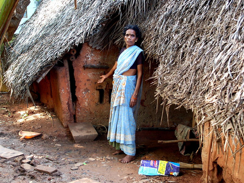 Photographer:Frida | This house in Bommapalayam was damaged by the flood.