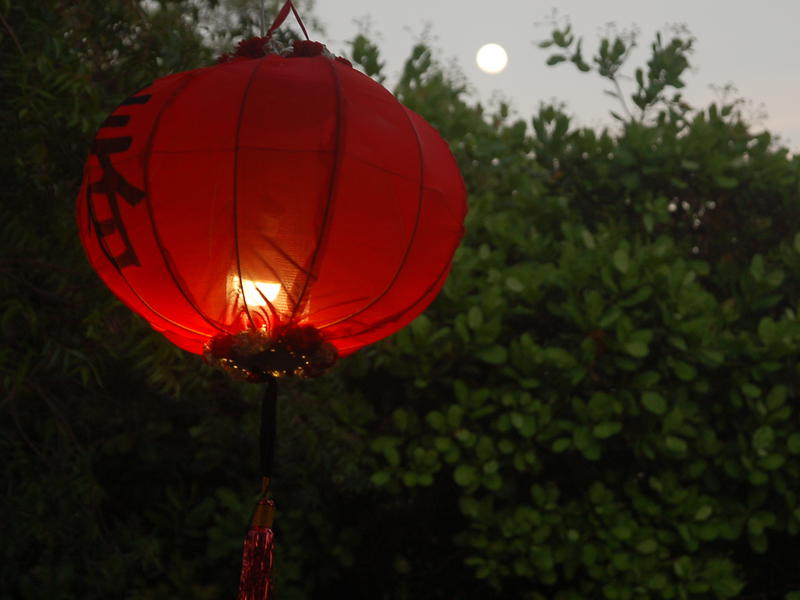 Photographer:Frida | Korean, Japanese and Chinese celebrated the Full Moon