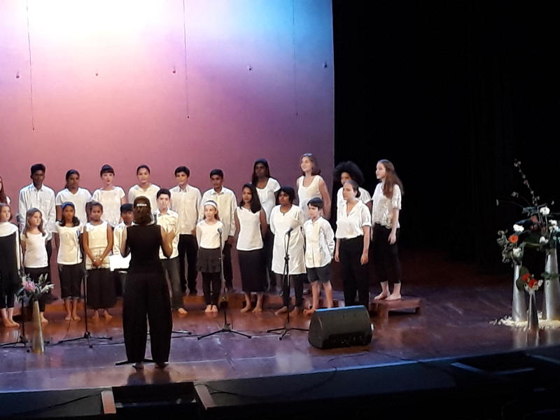 Photographer:Breda | Auroville  Youth Choir led by Nuria, Matthew on keyboard