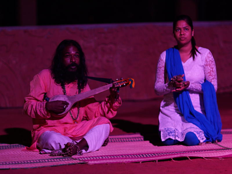 Photographer:Anais | Baul Singers from West Bengal performing live at the Theatre performance at the Tantrosav 2018 event.
